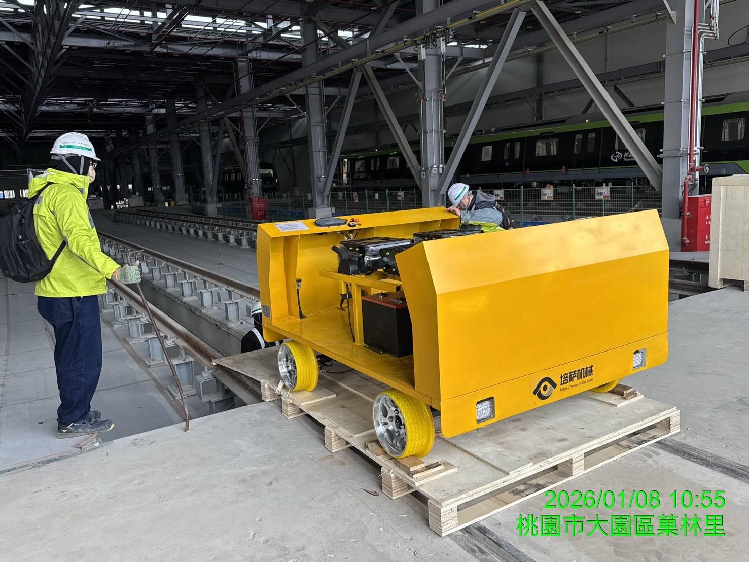 In November of last year, our company received an equipment procurement inquiry from a client in Taiwan. The client’s core requirement was a high-speed mobile device specifically designed for daily railway track inspection and maintenance. After thoroughly understanding the client’s operating scenarios and technical requirements, our company combined industry best practices in track maintenance to accurately recommend a customized rail inspection cart solution. The professionalism and suitability of the proposed solution quickly gained the client’s initial approval.