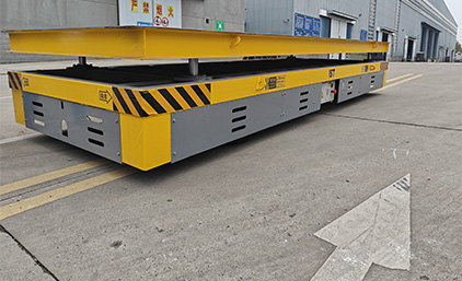 What is a hydraulic lifting trackless transfer cart? Is it suitable for handling pallets?
